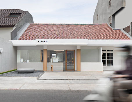 Кофейня Kisaku / Seniman Ruang