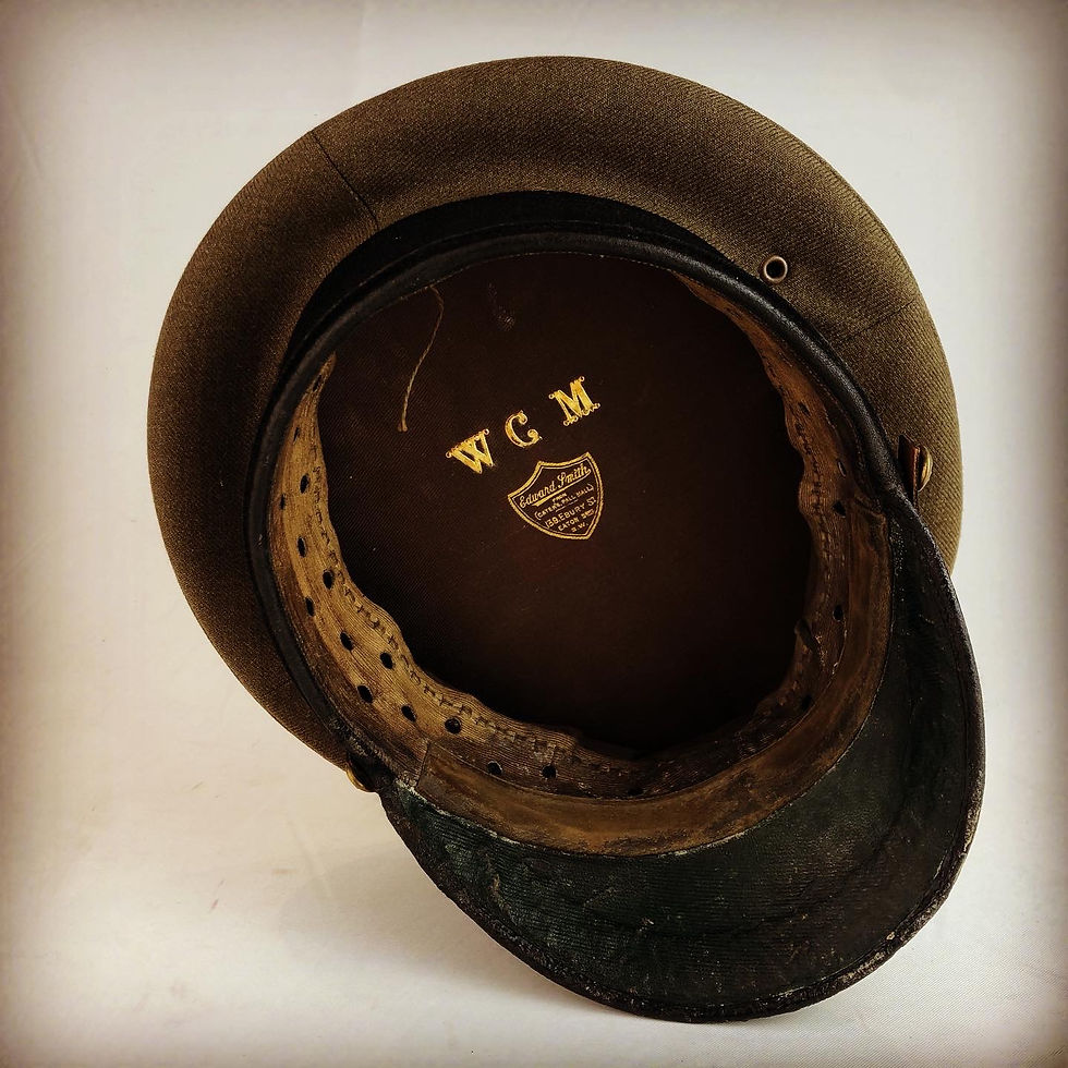 Thumbnail: Irish Guards Great War Officers Forage Cap - Captain WC Mumford MC