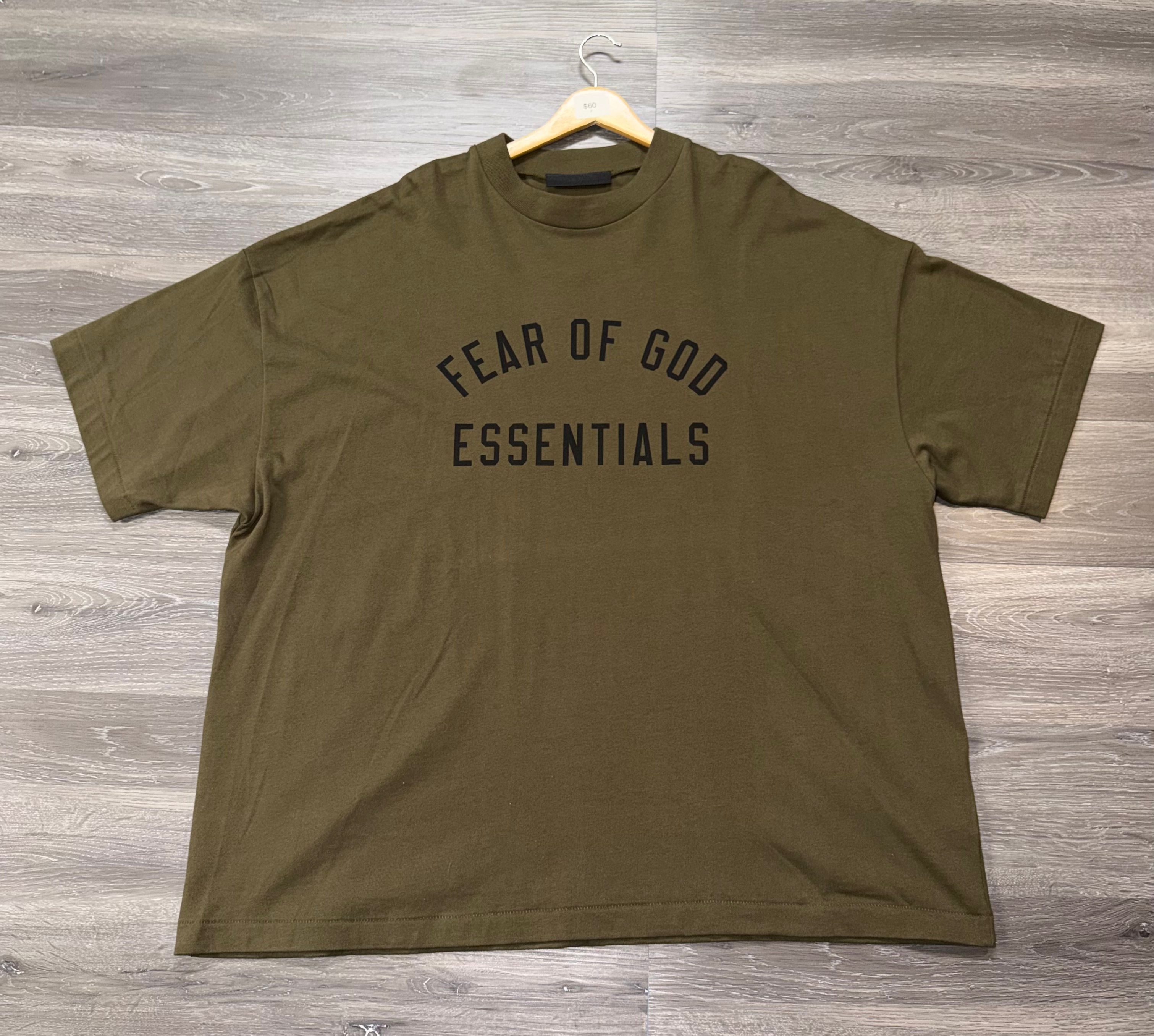 Essentials Tee Olive