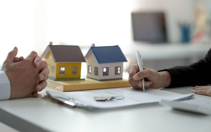 A discussion between a landlord and a tenant