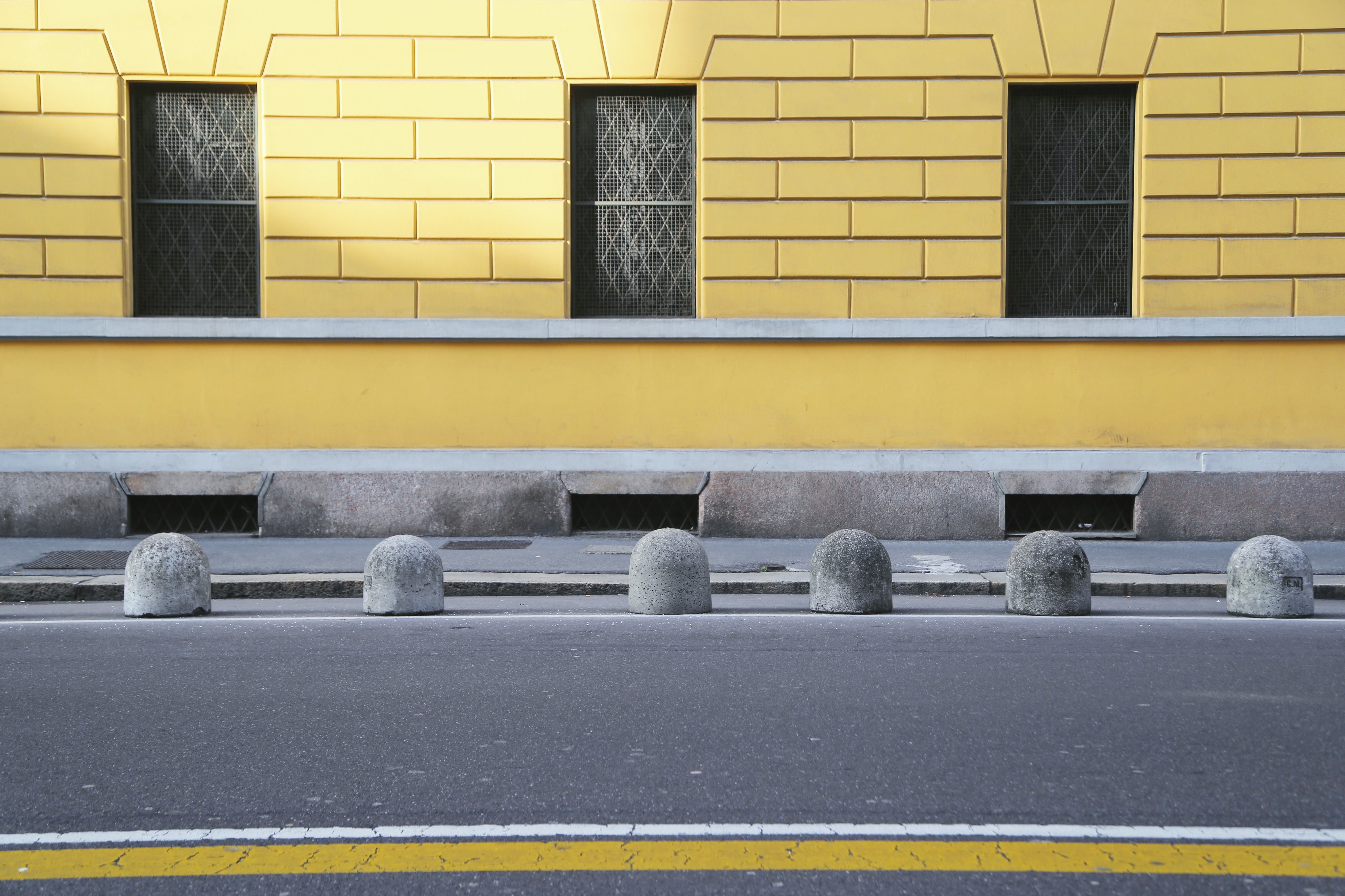 50 yellows of grey