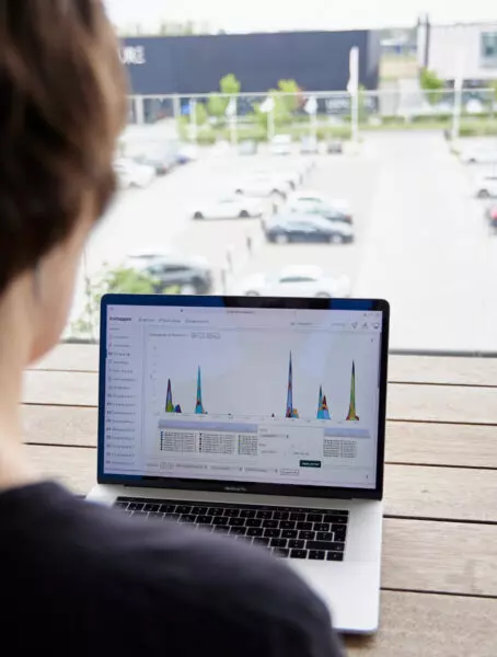 EV-Base_Dashboard-laadplein_908-x-1200-px-2-454x600.webp