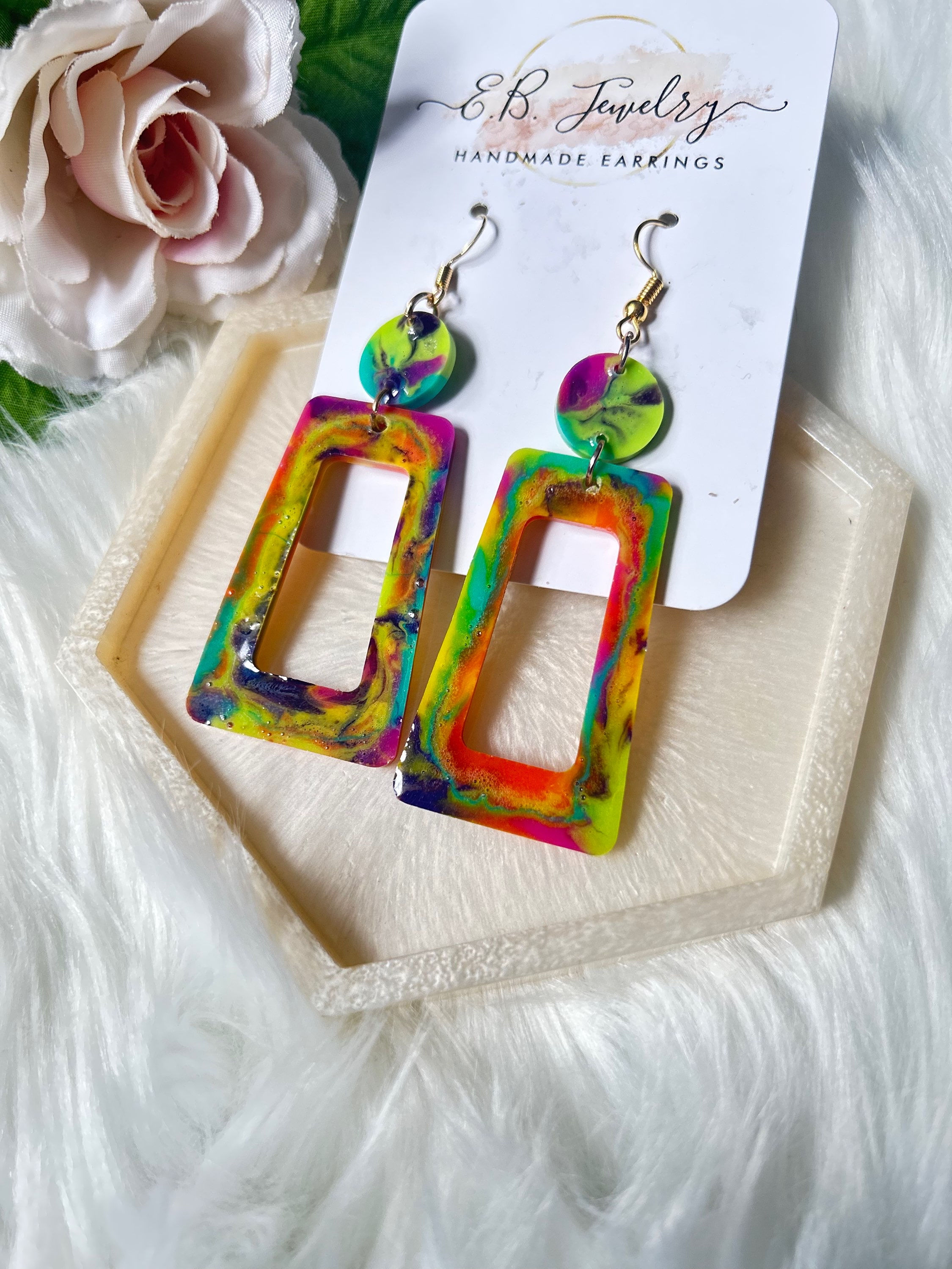 Summer ‘23 dangling earrings