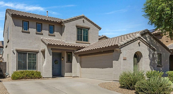 Exterior painting in Mesa AZ by professional painting contractors