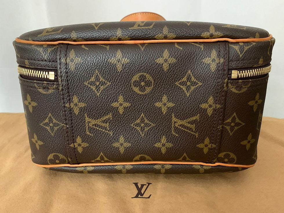 Thumbnail: LV Excursion Travel bag monogram canvas