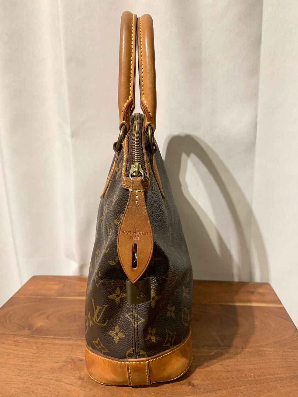 Thumbnail: LV Lockit vertical pm monogram bag