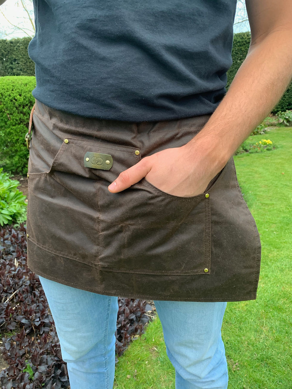 Thumbnail: Grantley Secateur Holster & Apron (Draper Secateurs Included)