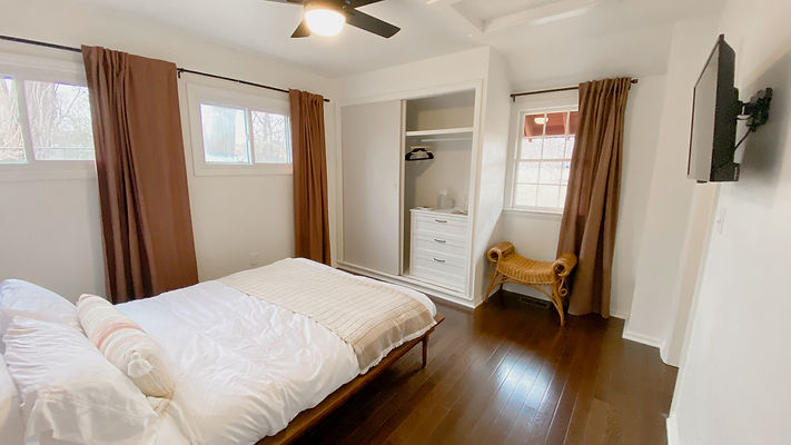 Cottage Listing-17.jpg