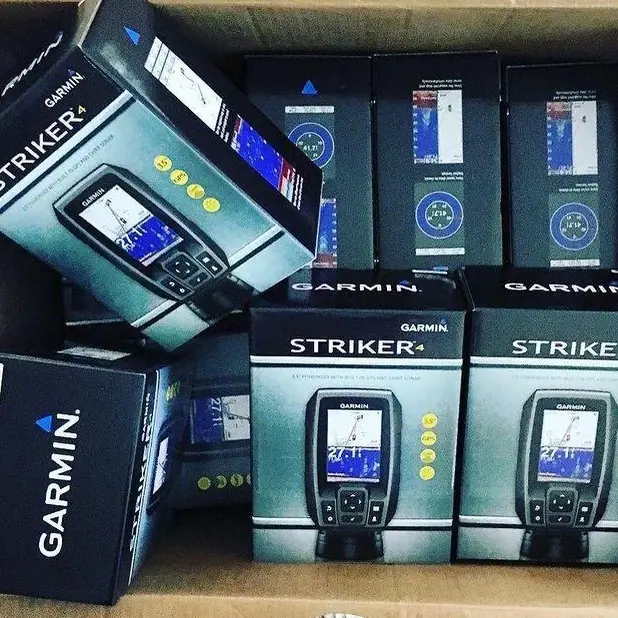 Thumbnail: Garmin Striker 4 + Transducer