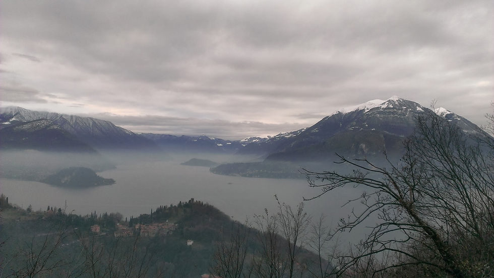 Overcast view of Lake Como in winter