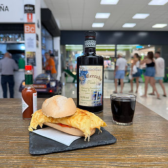 42.Santi y Toña Café y Bar TAPA El Volcán.jpeg