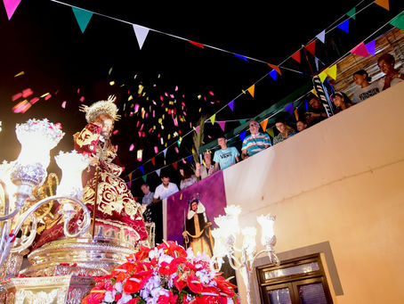 El Gran Poder de Dios vuelve a procesionar entre la fe y la devoción