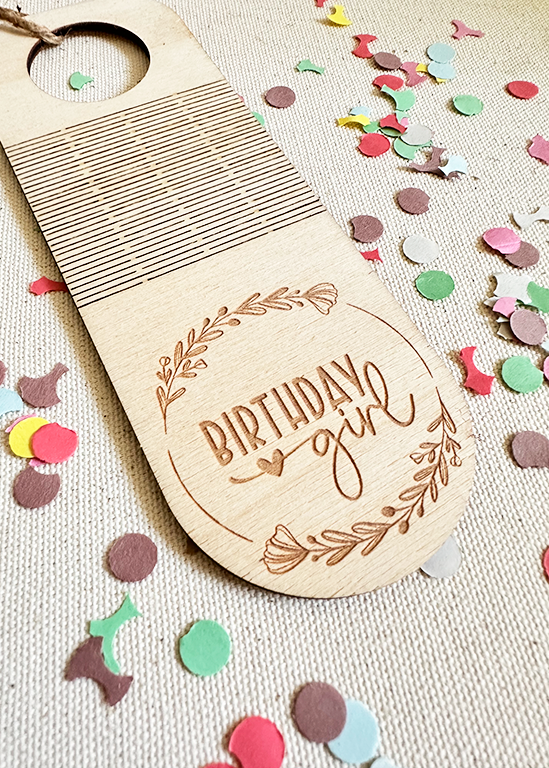 Miniaturbild: Holzanhänger für Flaschen Geburtstag