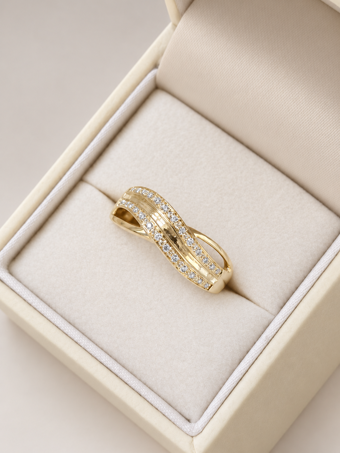 Infinity Wave - 9ct yellow gold ashes memorial ring