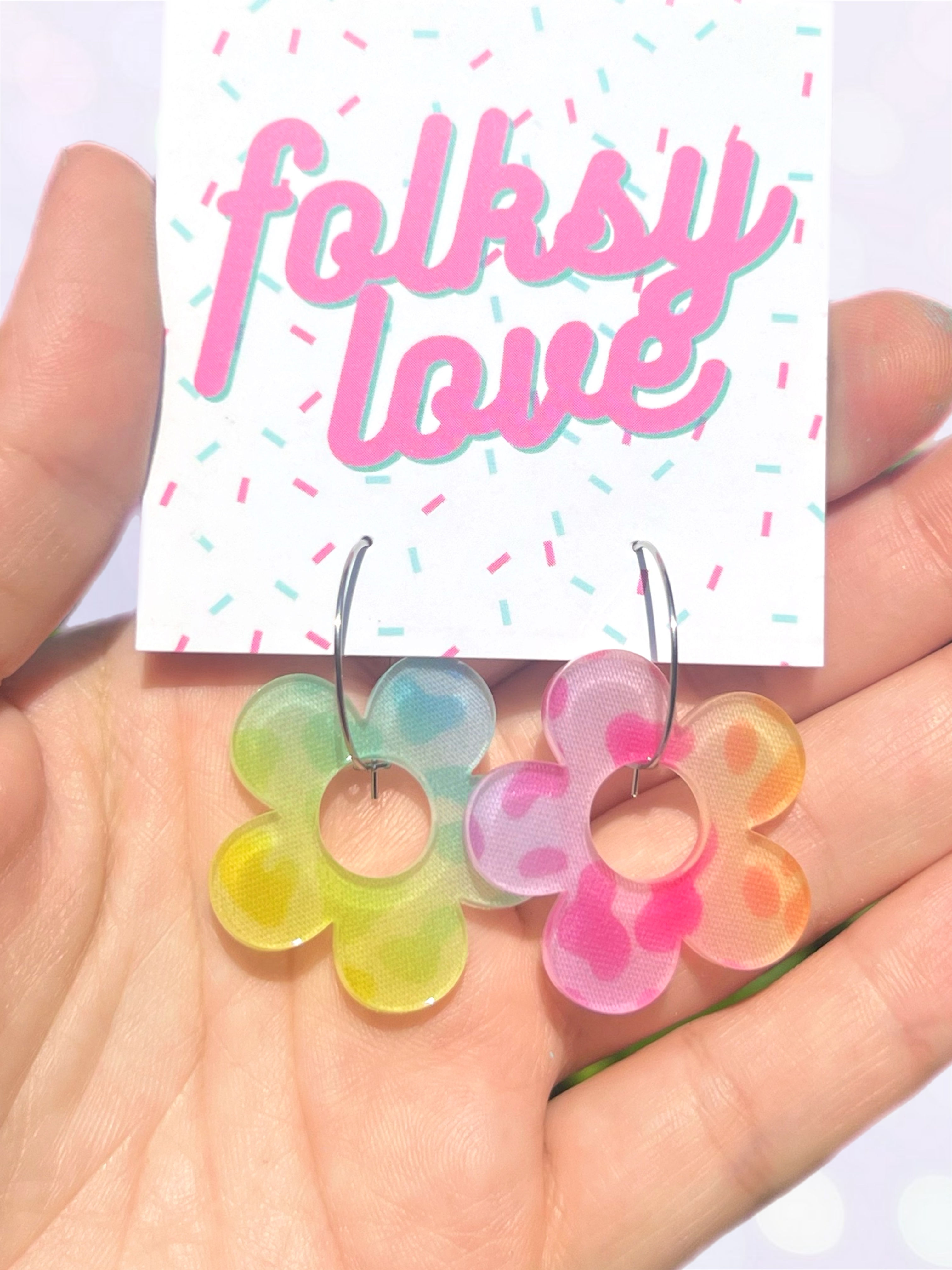 Pastel cheetah daisy hoops