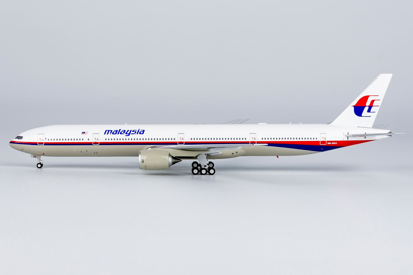 Malaysia B777-300 9M-MSA 1:400 NG73045