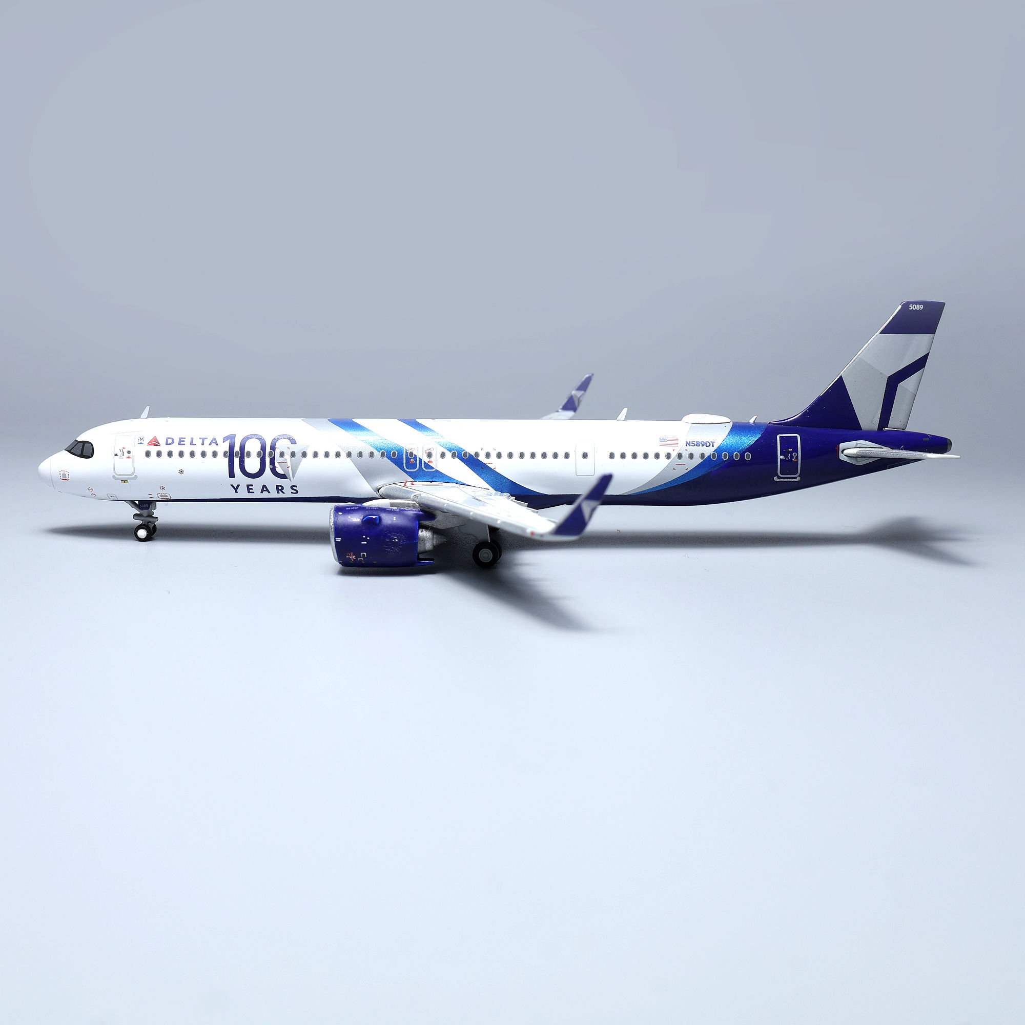 Delta A321 neo N589DT 100 Yrs. 1:400 GJDAL2334