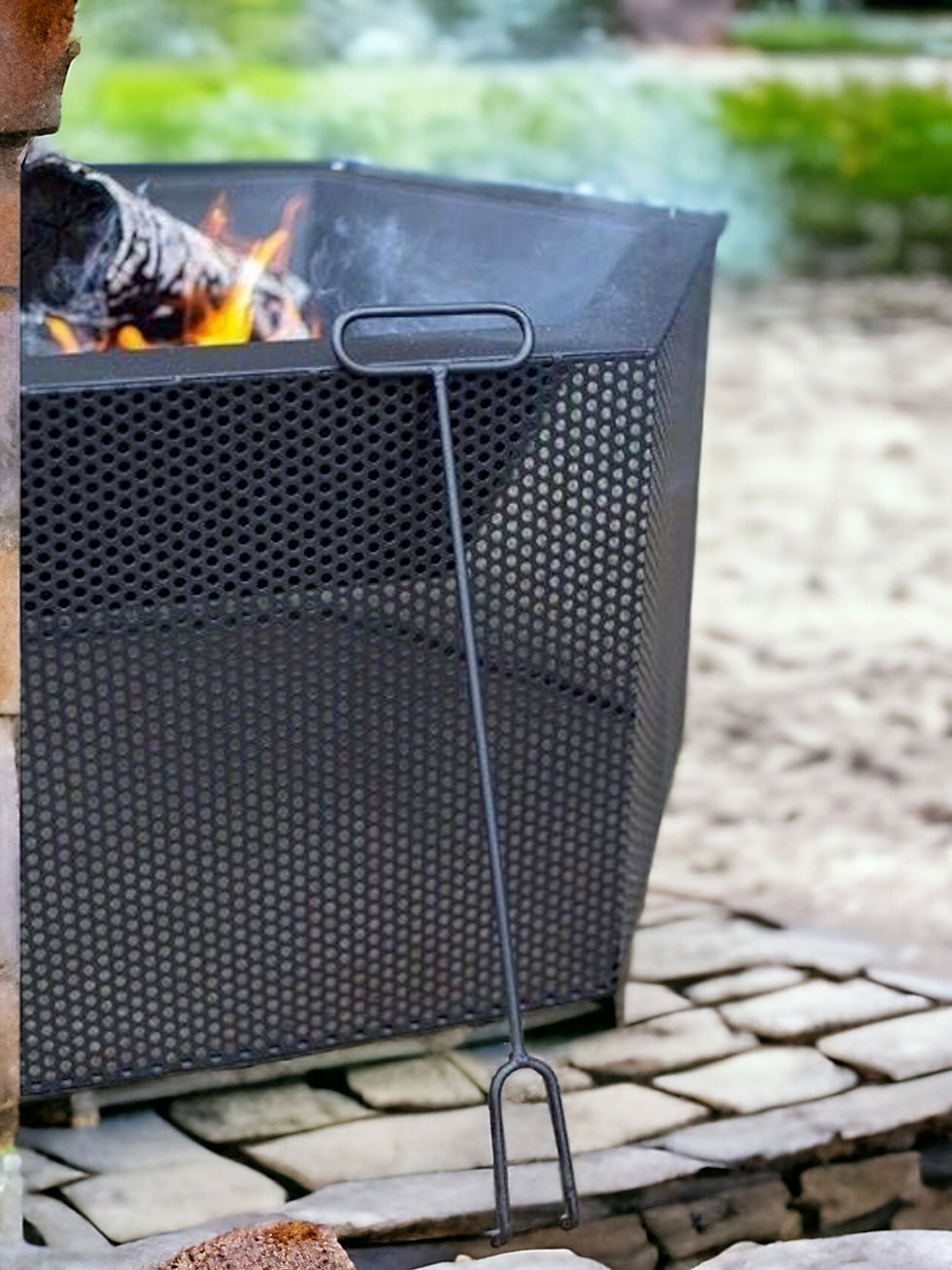 Thumbnail: La Hacienda Hexagonal Mesh Firepit