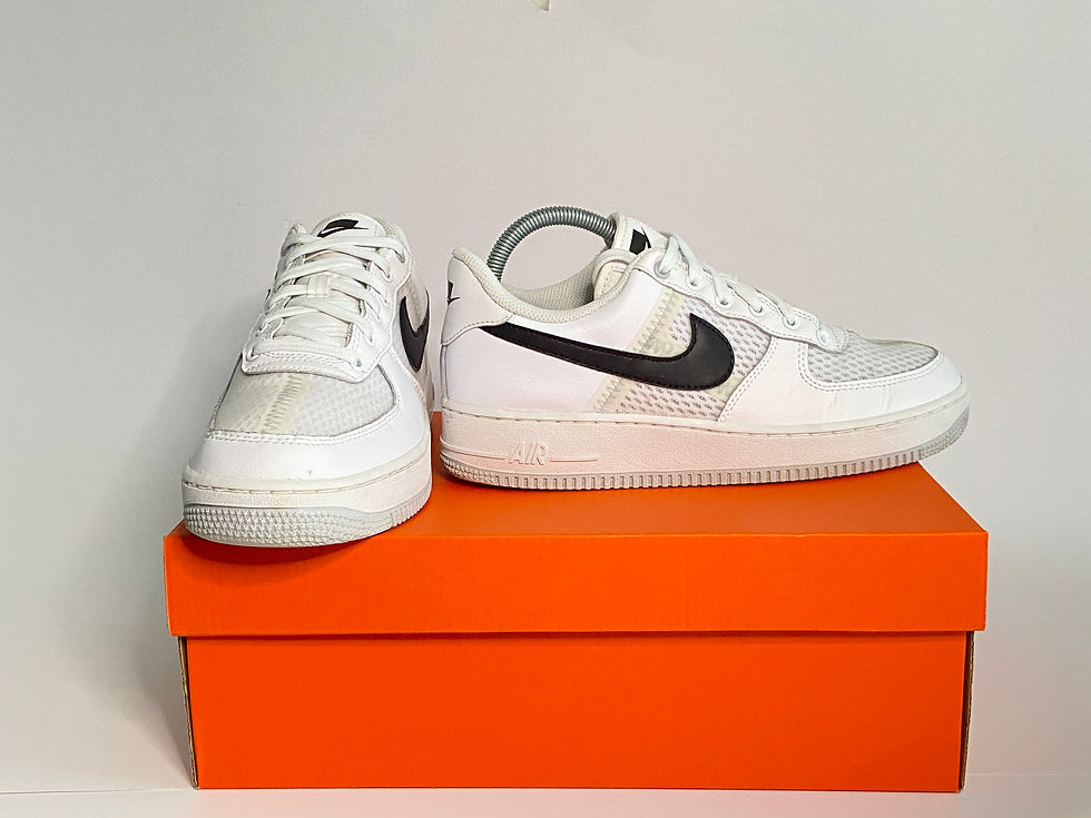 Thumbnail: Nike Air Force 1 Trainers