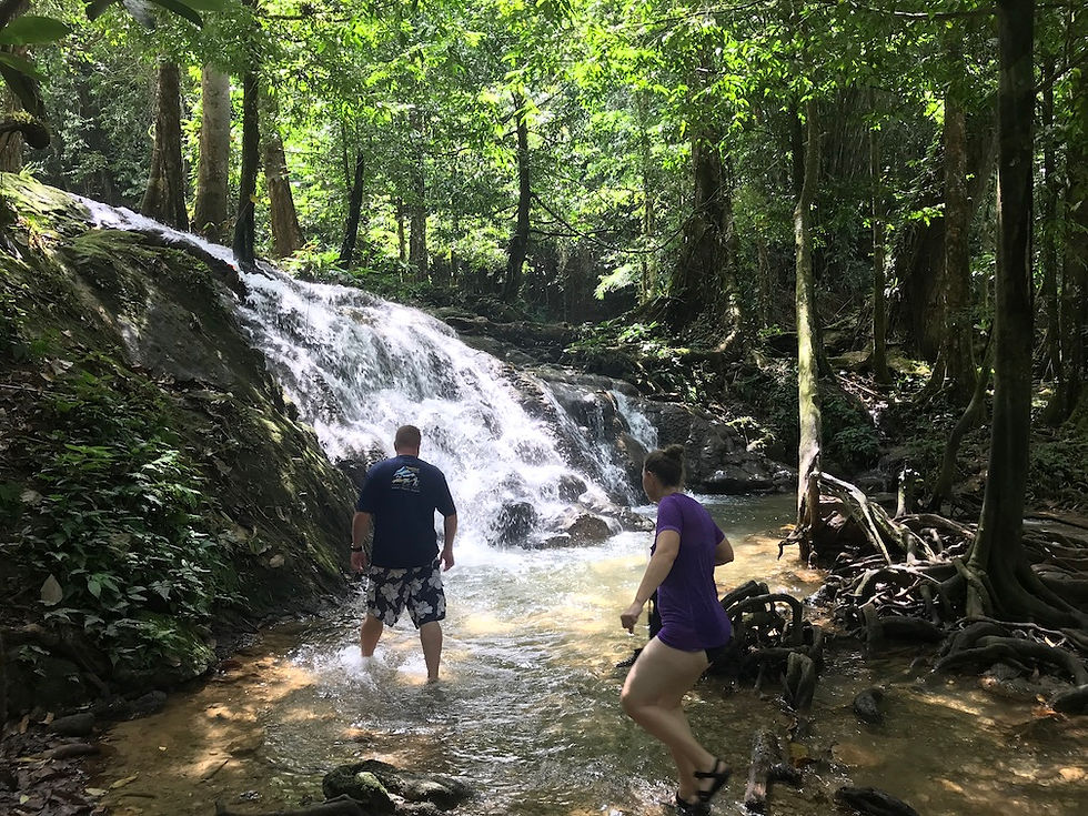 Sra Nang Manorah waterfall
