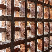 " Rematerializar, nuevos modelos de gestión y producción del hábitat. El caso de la villa 20."