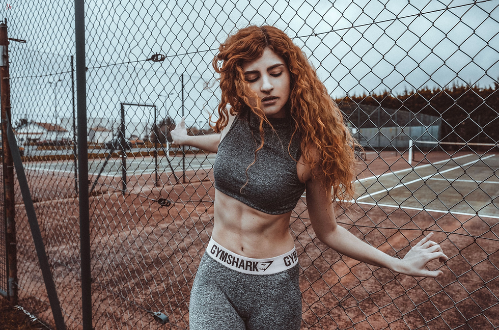 PHOTOGRAPHER BODY6.png