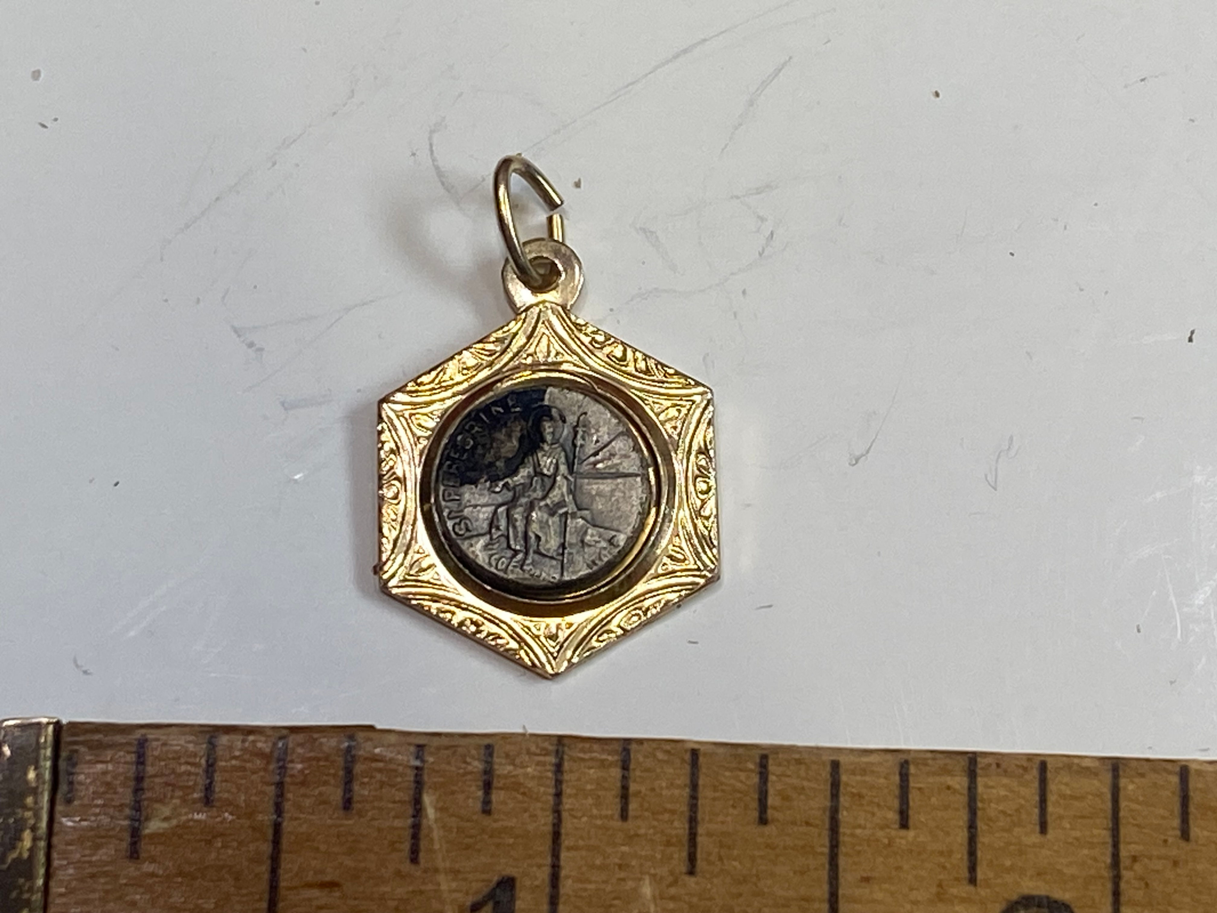 Médaille Saint Péregrime