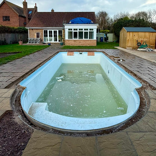 Renovation of fibreglass swimming pool