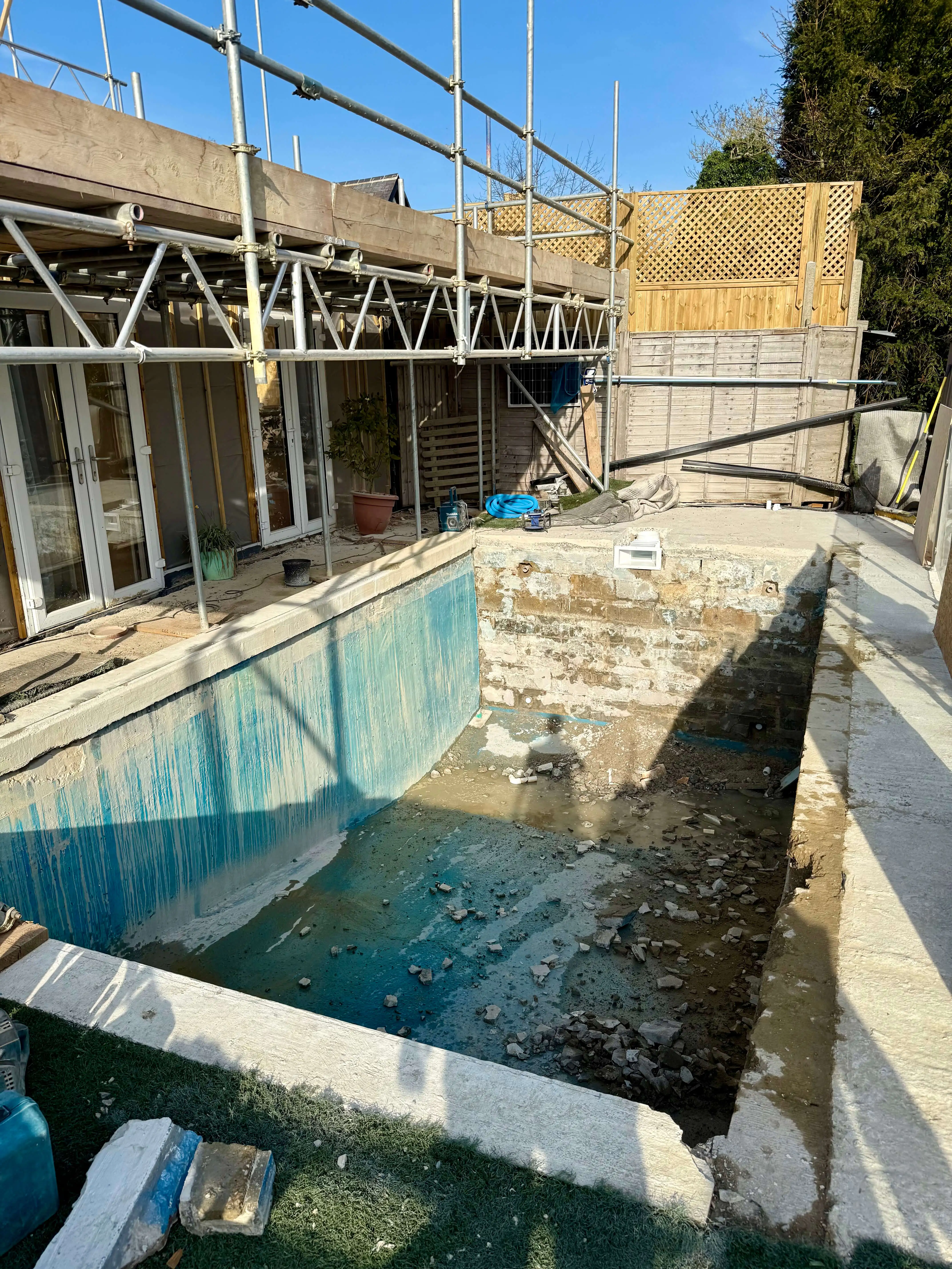 Swimming pool renovation in Essex