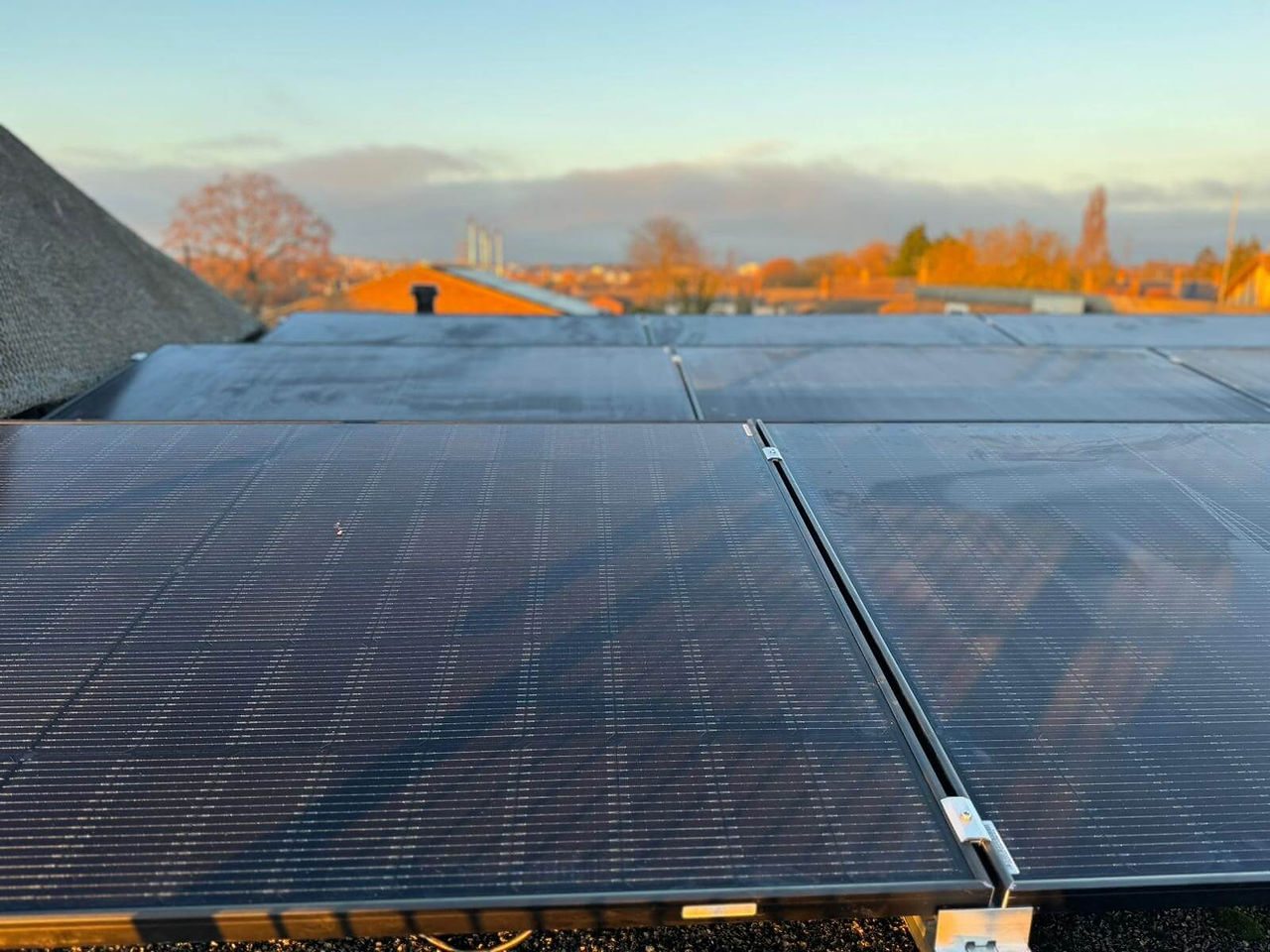 flat roof solar panel installer Peterborough, Cambridgeshire