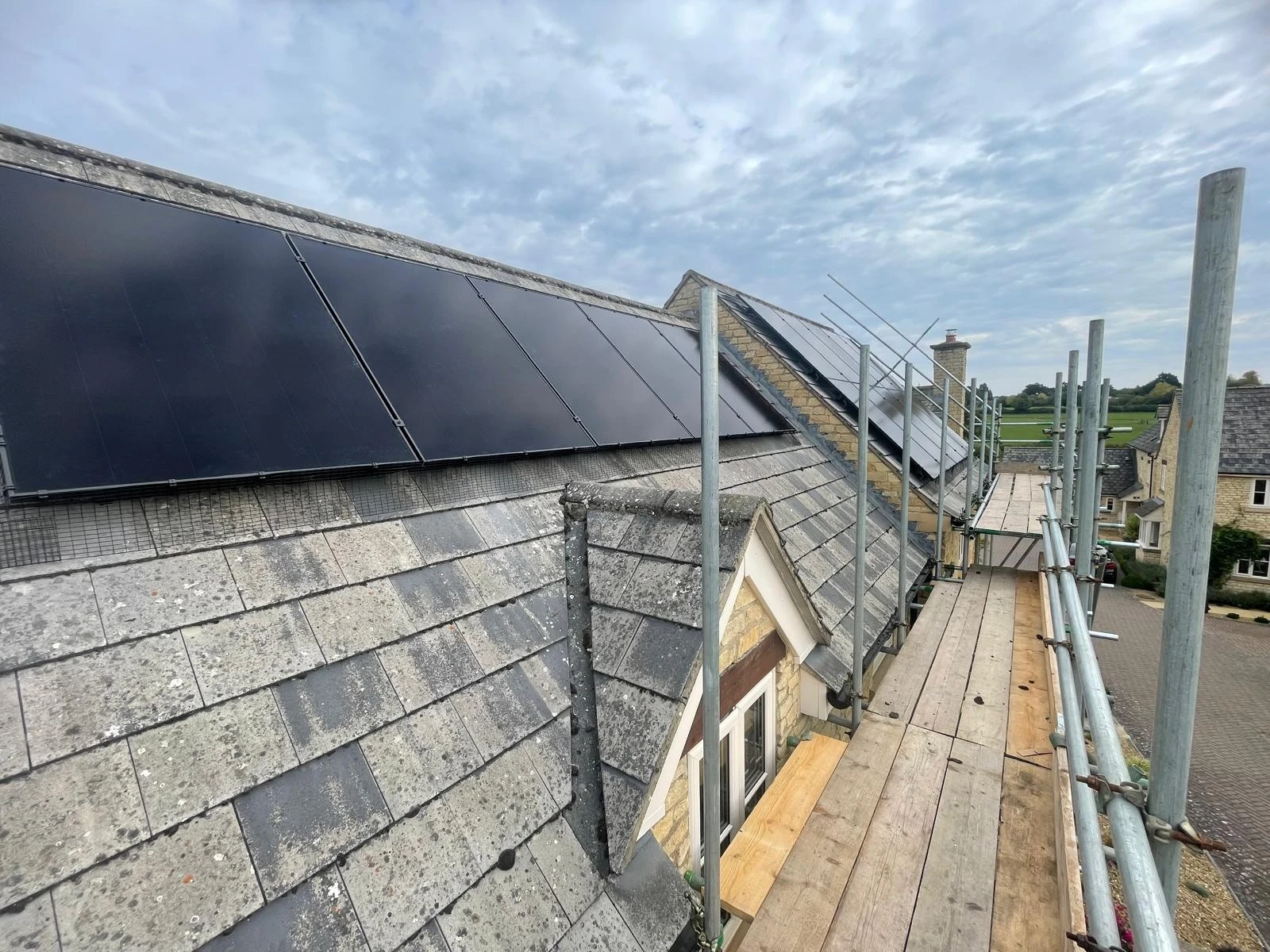 AIKO Solar panel installation