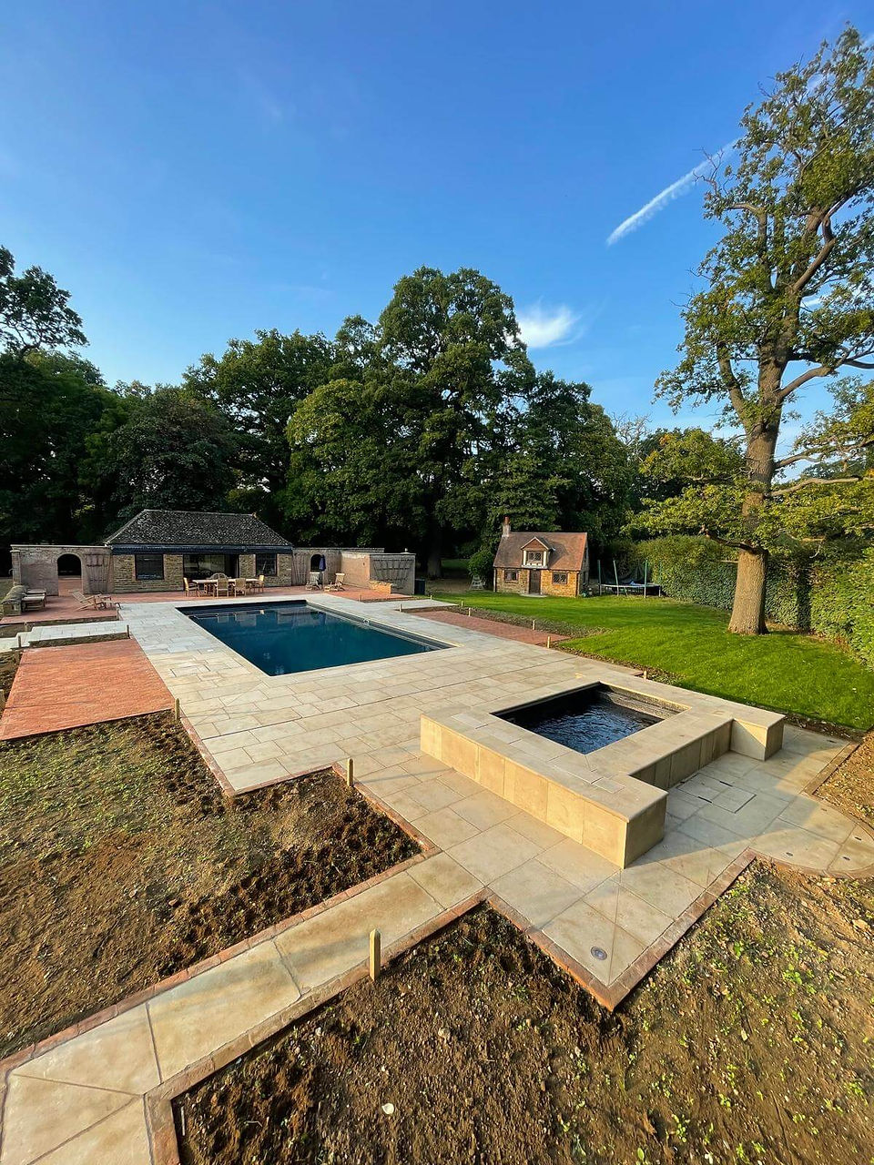 Althorpe swimming pool and spa renovation