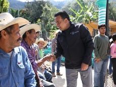 Entrega Mauricio Kuri obras en San Pedro Ahuacatlán
