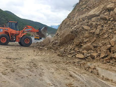 Atiende CEI derrumbe en el municipio de Cadereyta de Montes