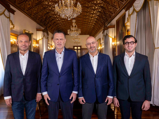 Gobernador anuncia ajustes en su equipo de trabajo