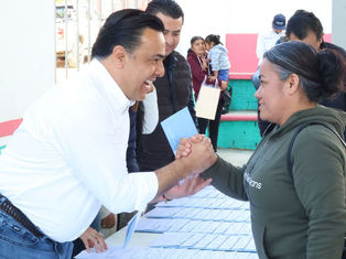 Brindar herramientas a las mujeres queretanas para que logren su mejor versión: Luis Nava