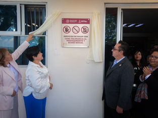 Devela SESA placa de Cero Tolerancia al Hostigamiento y Acoso Sexual en la Jurisdicción Sanitaria No. 1
