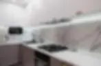 revestimento-na-cozinha-casa-de-luxo-casa-de-campo-alto-padrao-porto-sao-pedro.webp