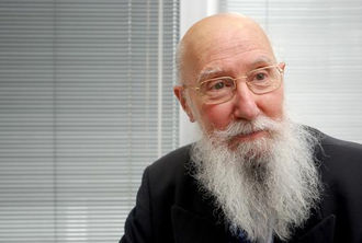 Prof. Doutor Pinto da Costa na Escola de Saúde Emocional da VOADES