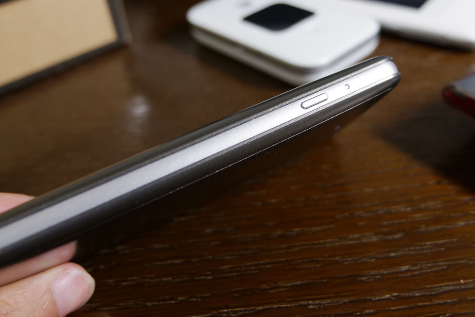 サムネイル： クラウドWiFi