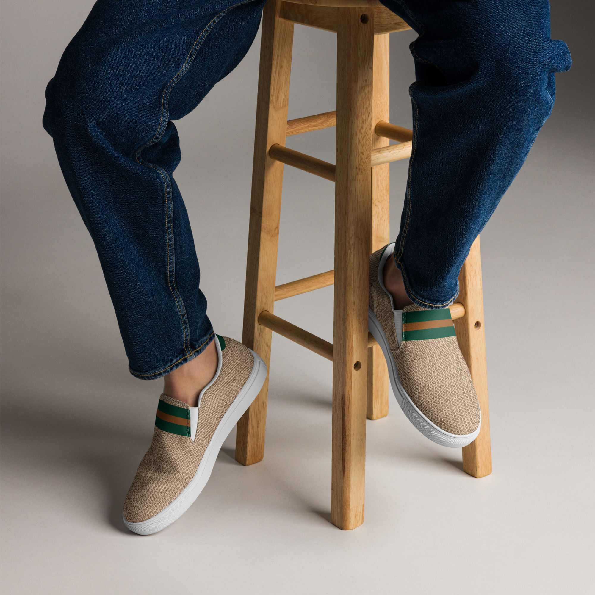 The TRAVELLER Oxford slip-on canvas - Sand - British Green - Tan
