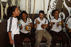 Irmãos guerreiros capoeira angola