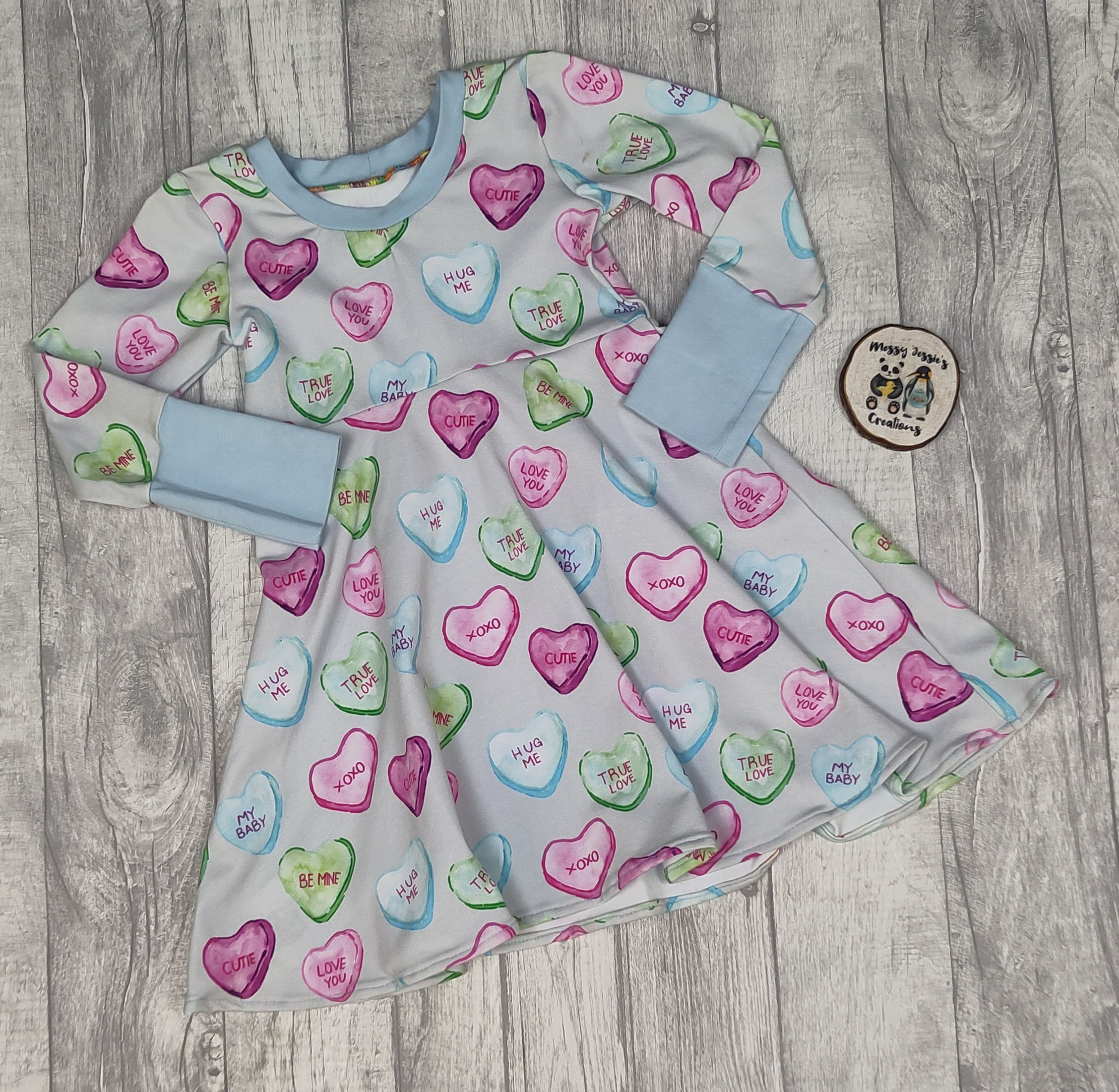 Marked GWM 1-3 years Dress love hearts