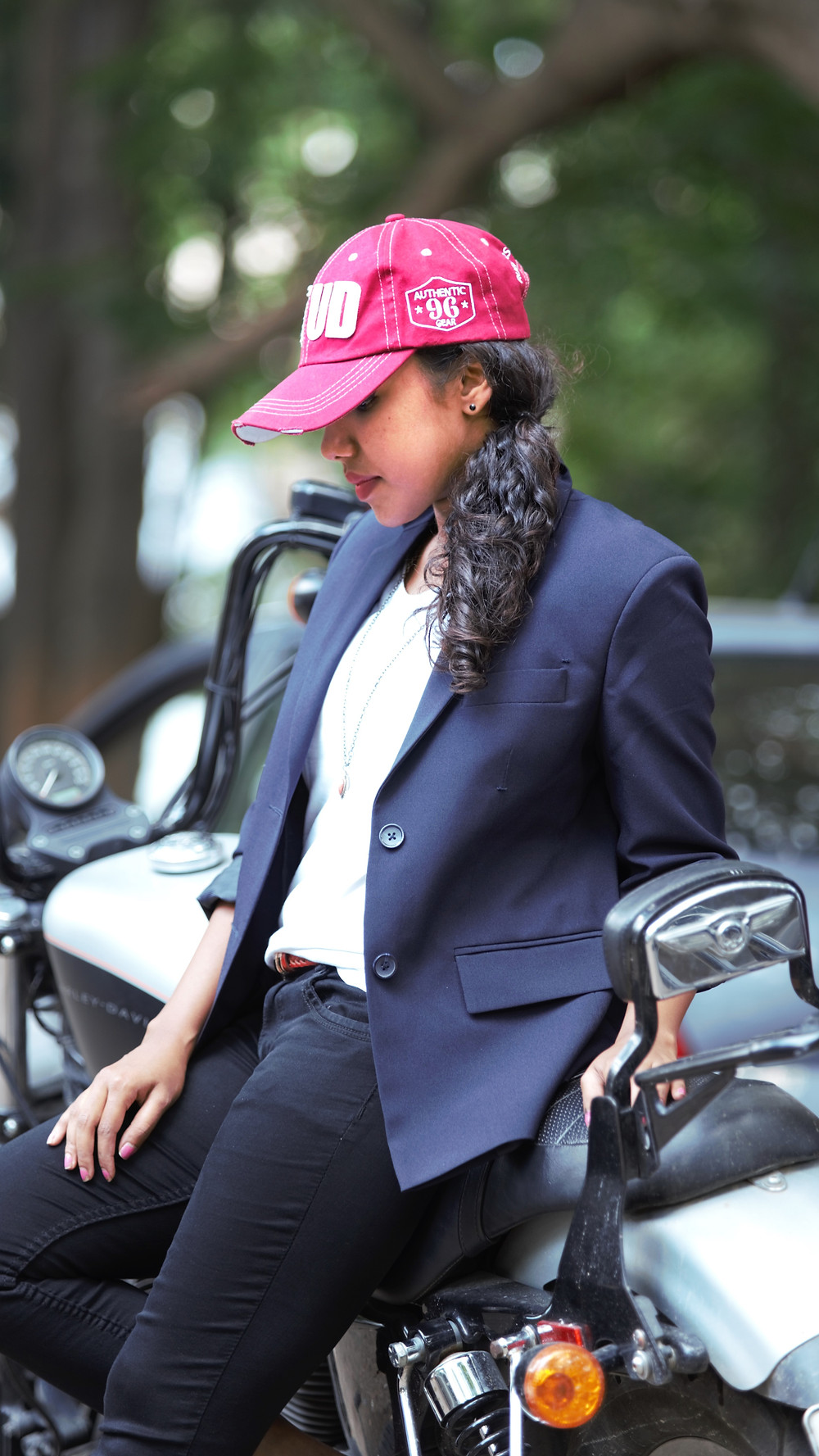 The Curly Mode, styling, fashion blog, Borrow from the boys