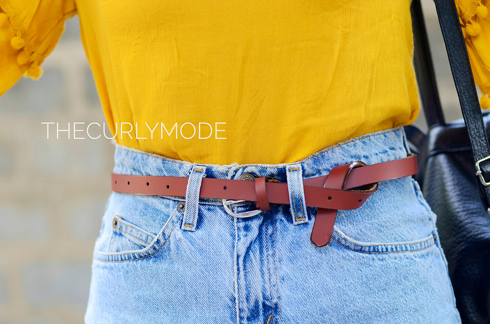 Warm summer and cold shoulder, the curly mode, outfit