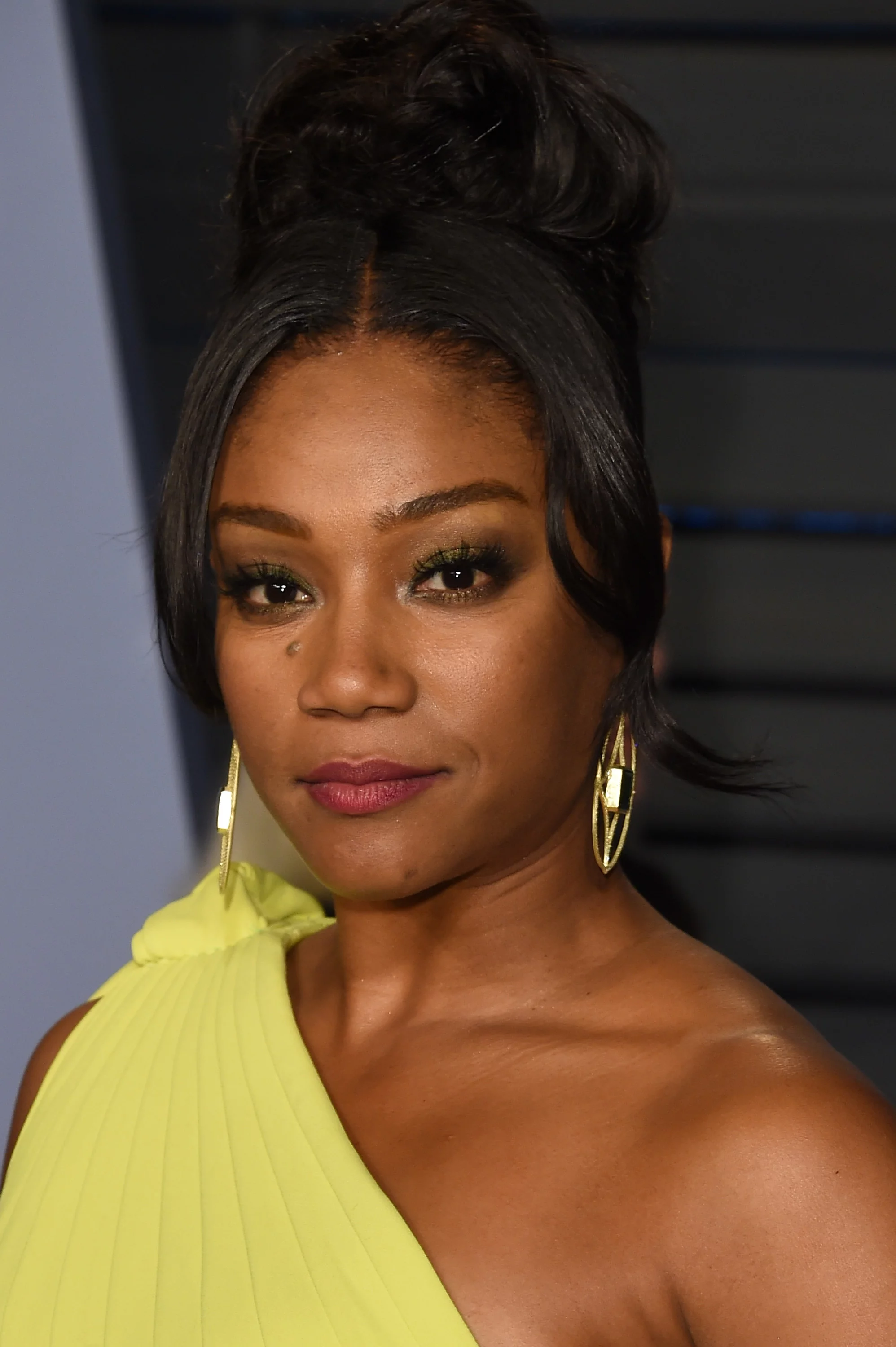 Tiffany haddish yellow dress