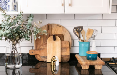 Annie Grace Studio
Kitchen universal table