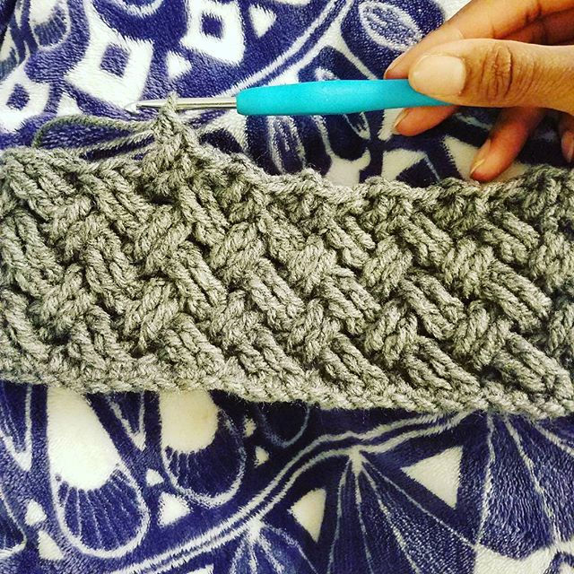 Thumbnail: Celtic Weave Ear Wamer