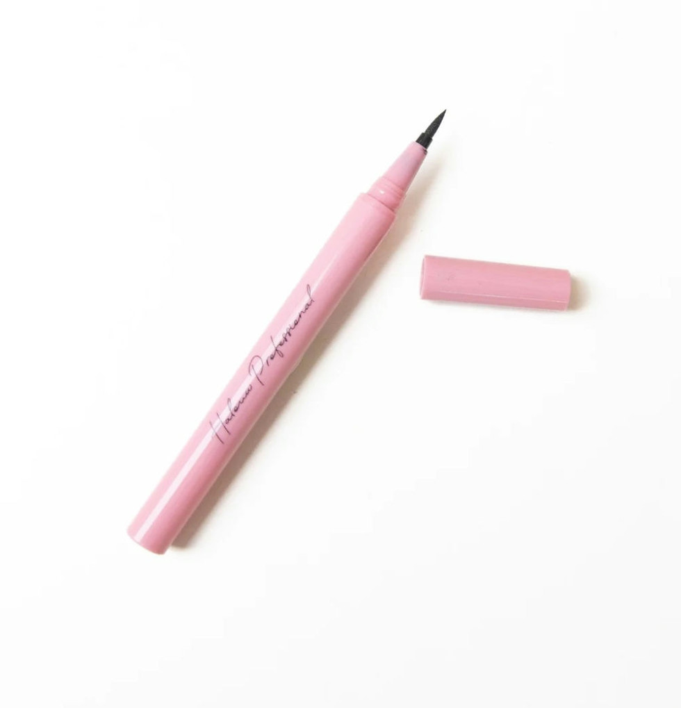 Thumbnail: Halouw Professional Makeup and ALILA PRO Makeup