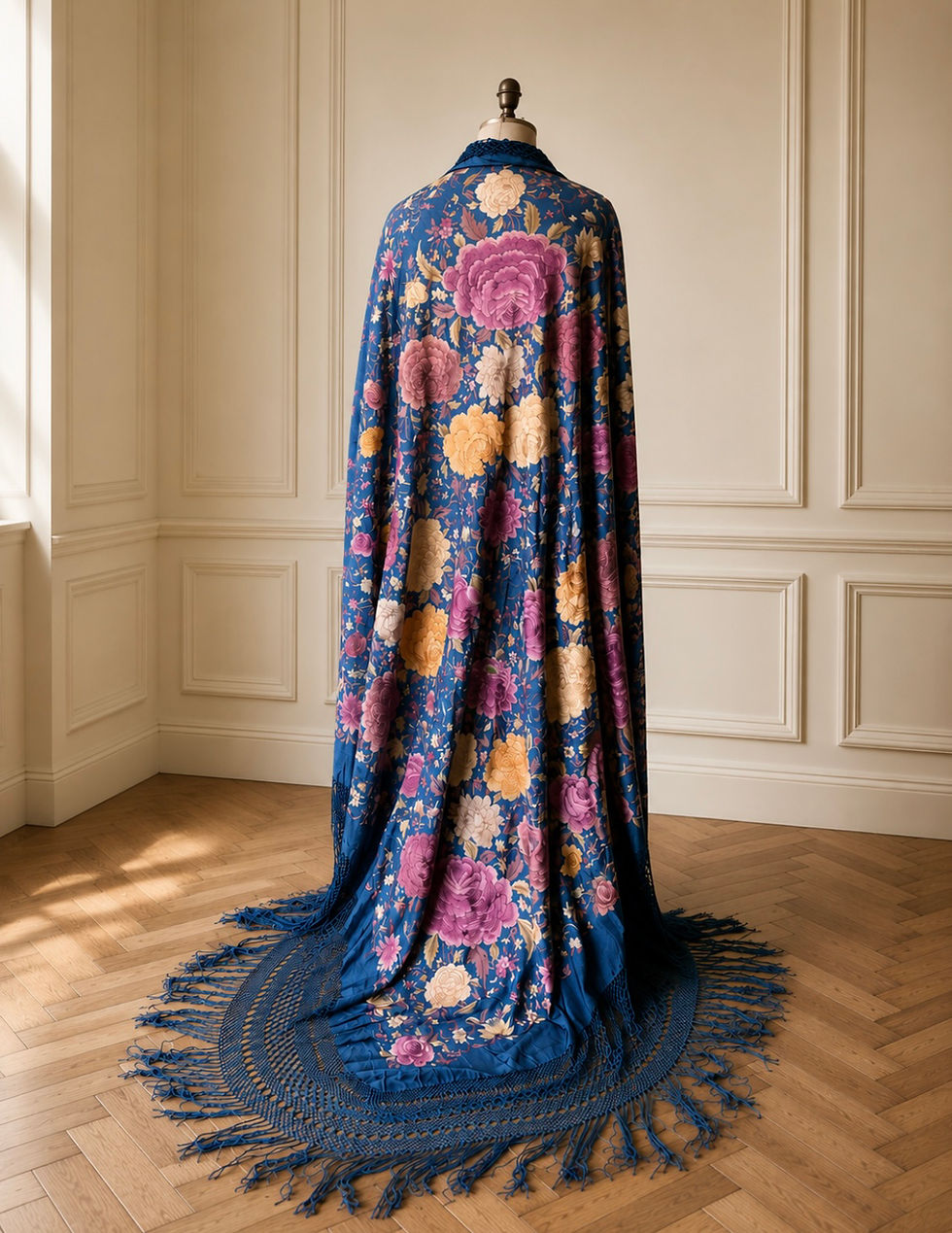 Thumbnail: Antique Chinese Silk Embroidered Mantón de Manila Piano Shawl